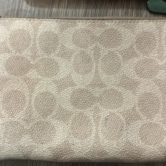 Coach Wristlet with pink Leather & Classic Coach Pattern - Picture 3 of 6